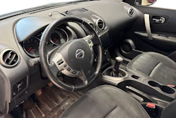 harmaa Nissan Qashqai 2010 kuva 3.