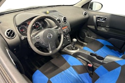 musta Nissan Qashqai 2010 kuva 3.