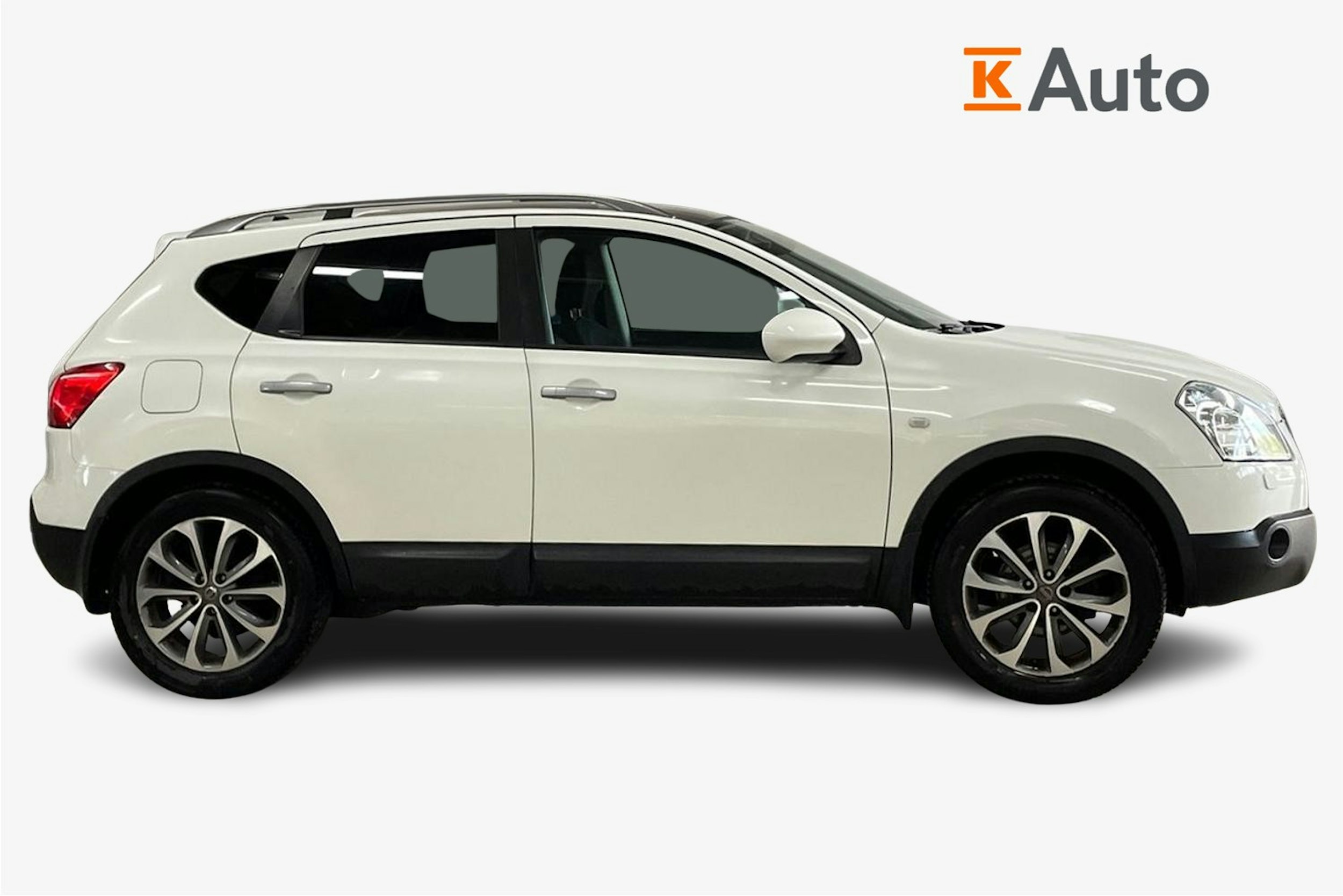 valkoinen Nissan Qashqai 2010 kuva 6.