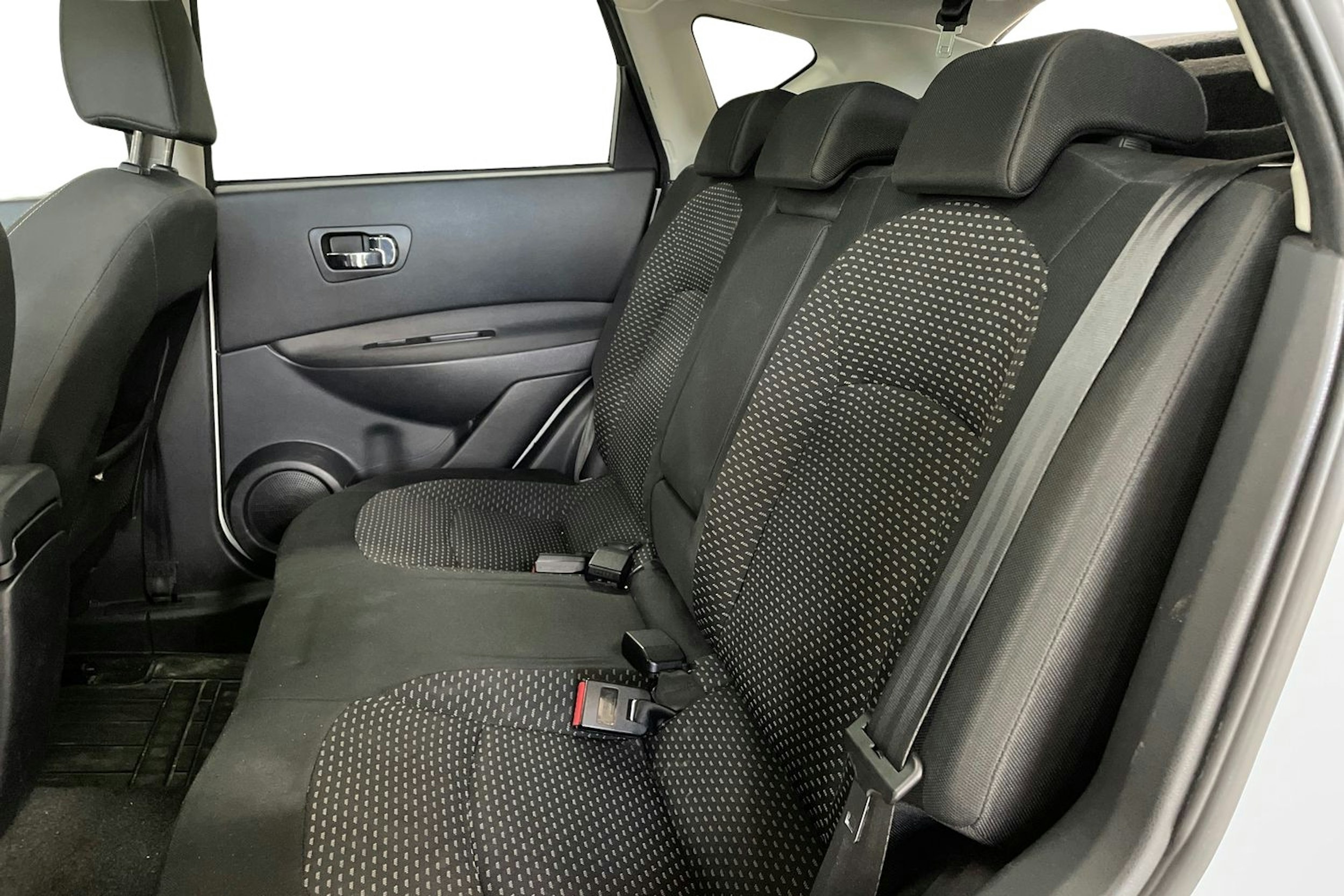 valkoinen Nissan Qashqai 2010 kuva 10.