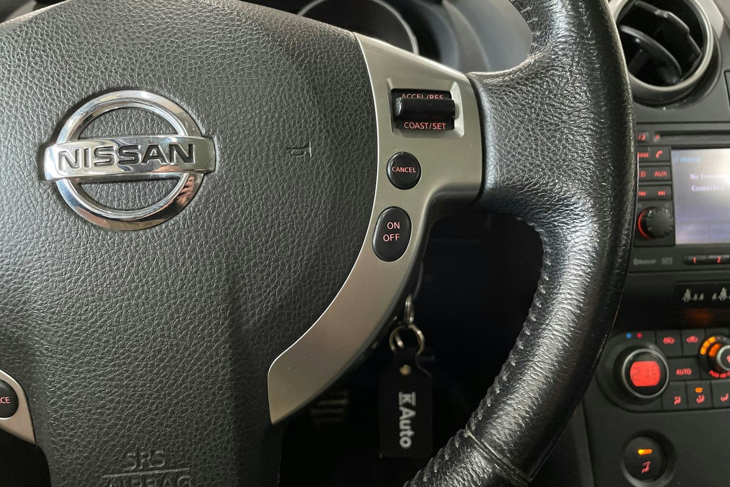 valkoinen Nissan Qashqai 2010 kuva 17.