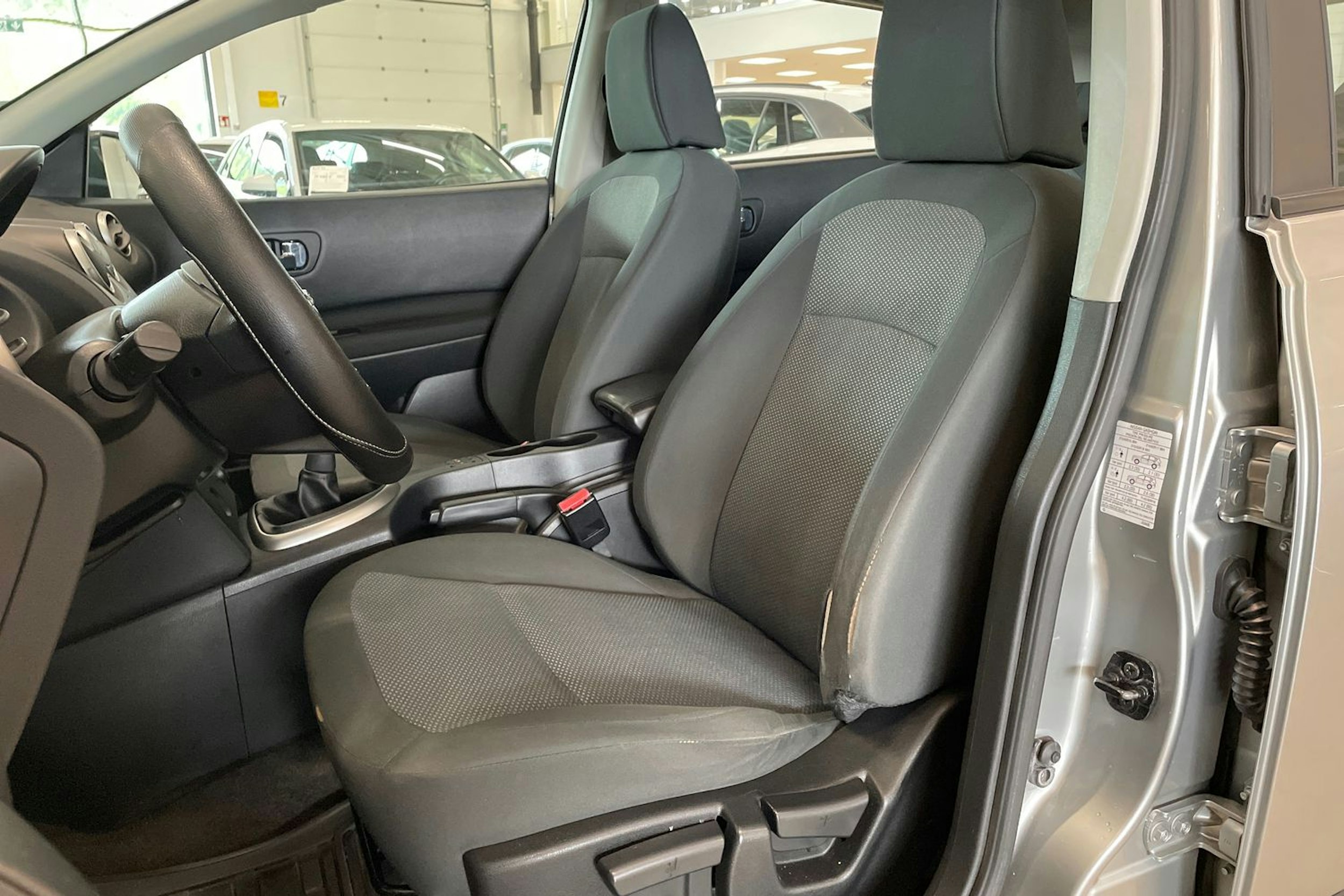 hopea Nissan Qashqai 2010 kuva 14.