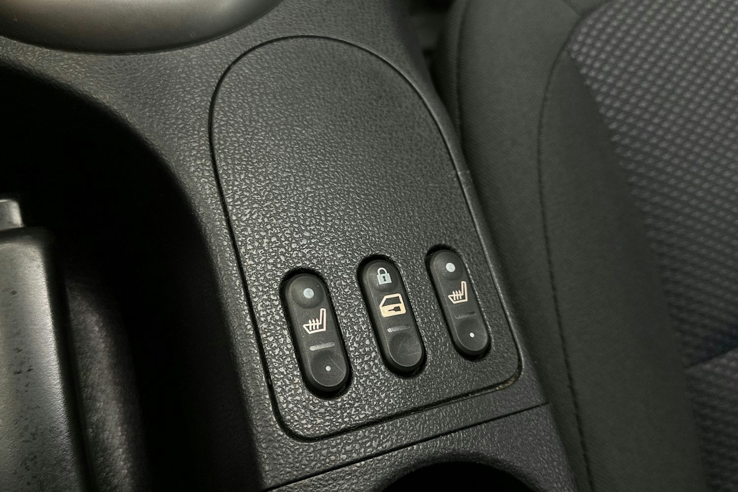 ruskea (beige) Nissan Qashqai 2010 kuva 17.