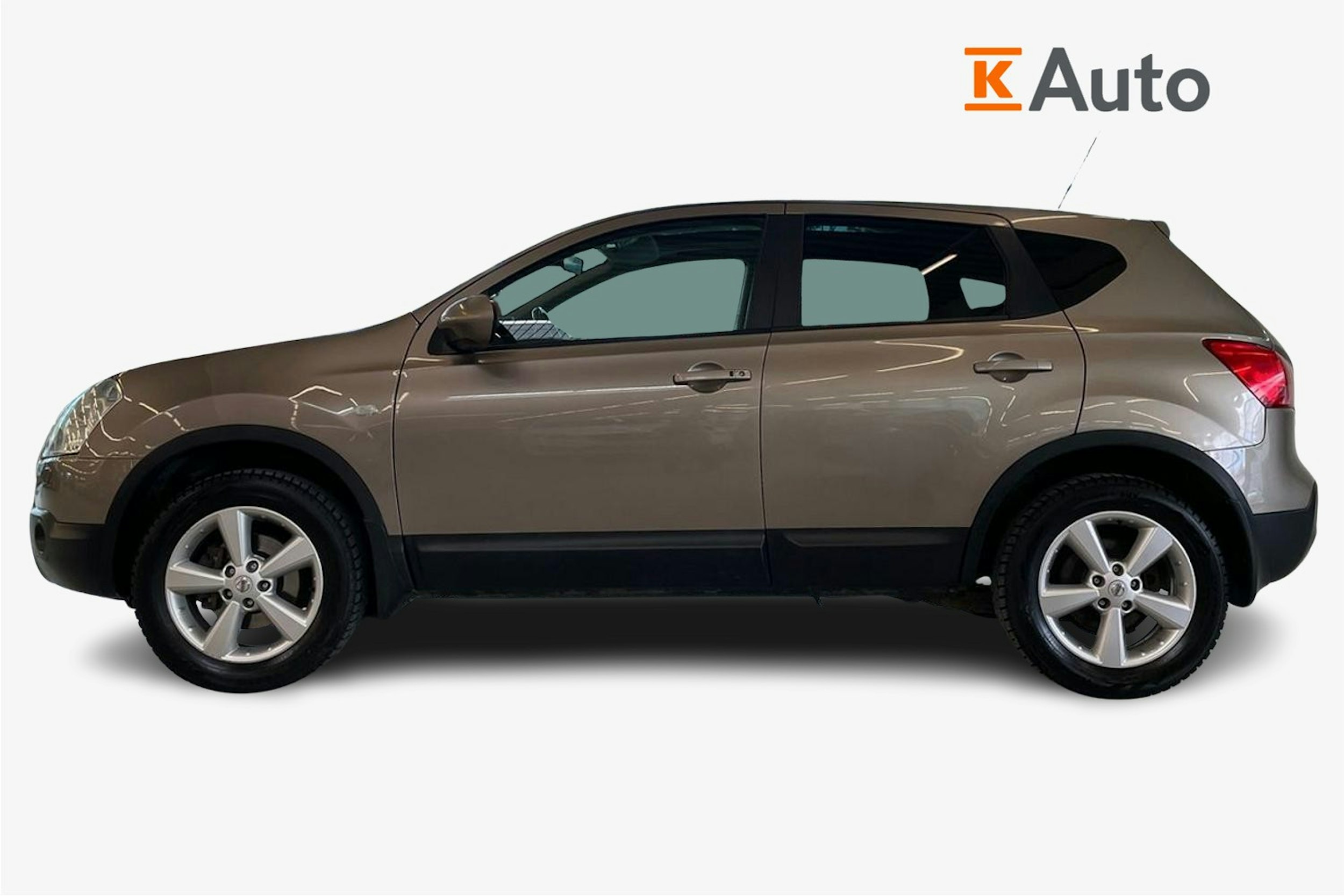 Ruskea (beige) Nissan Qashqai 2010 kuva 6.