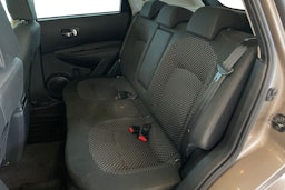 Ruskea (beige) Nissan Qashqai 2010 kuva 10.