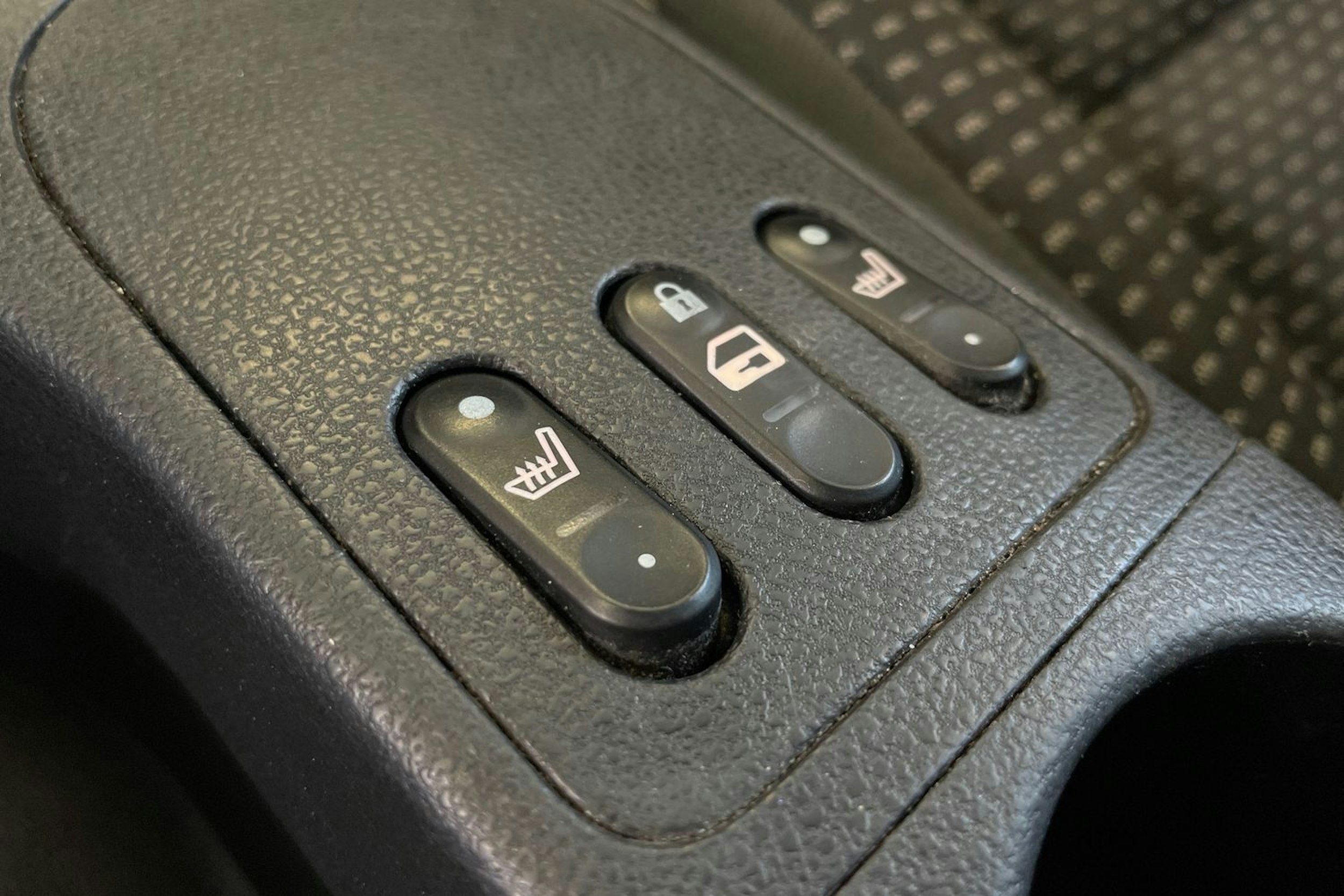 Ruskea (beige) Nissan Qashqai 2010 kuva 18.