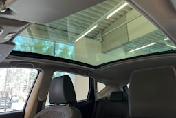 Ruskea (beige) Nissan Qashqai 2010 kuva 22.