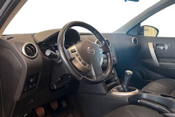 musta Nissan Qashqai 2011 kuva 7.