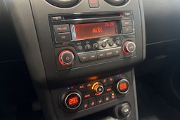 musta Nissan Qashqai 2011 kuva 20.