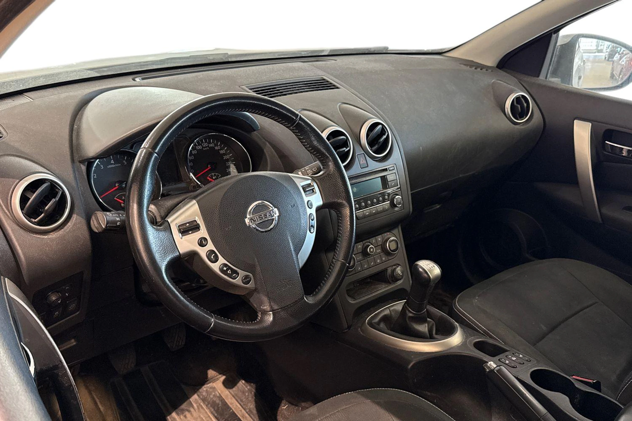 hopea Nissan Qashqai 2011 kuva 3.