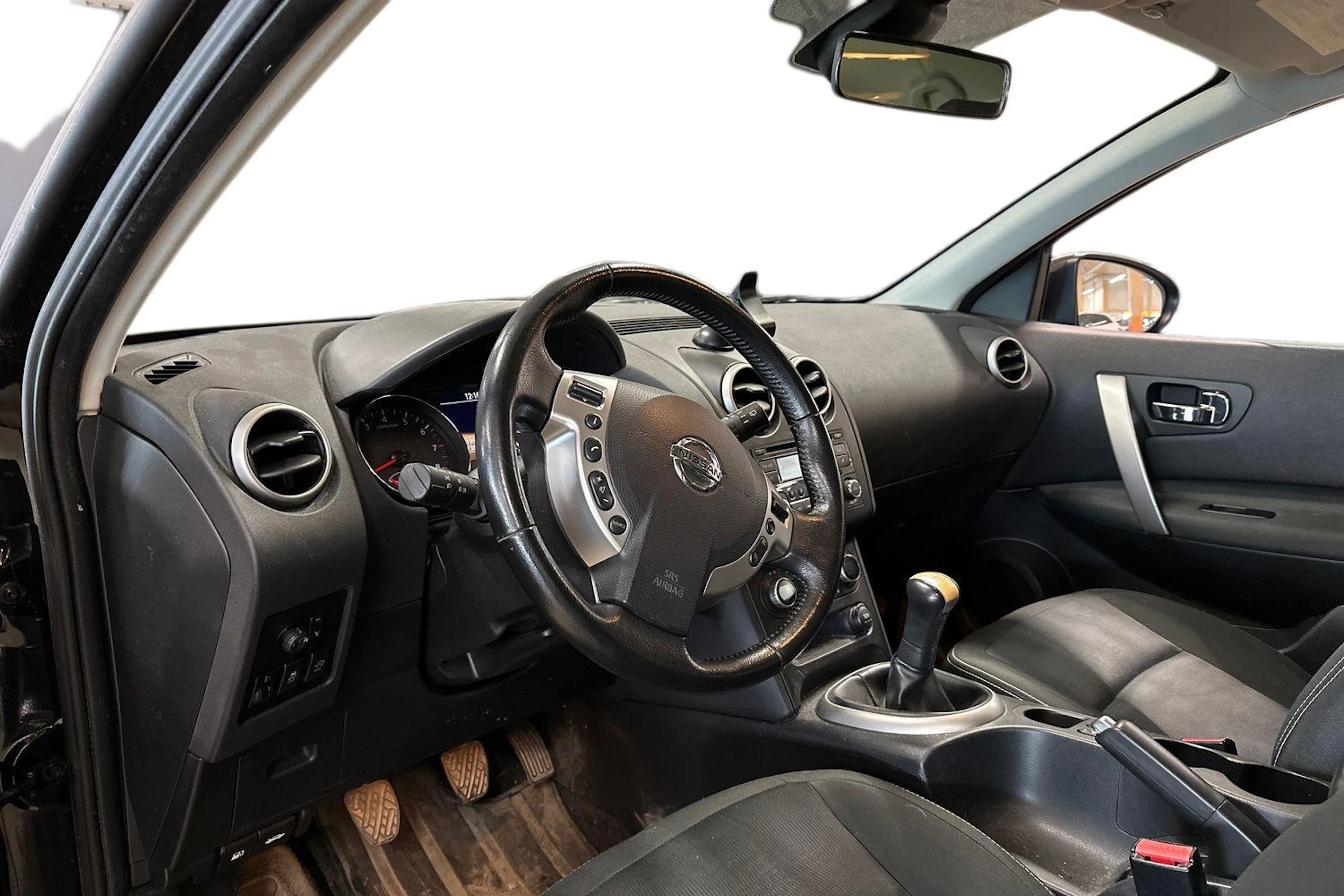 Musta Nissan Qashqai 2011 kuva 3.