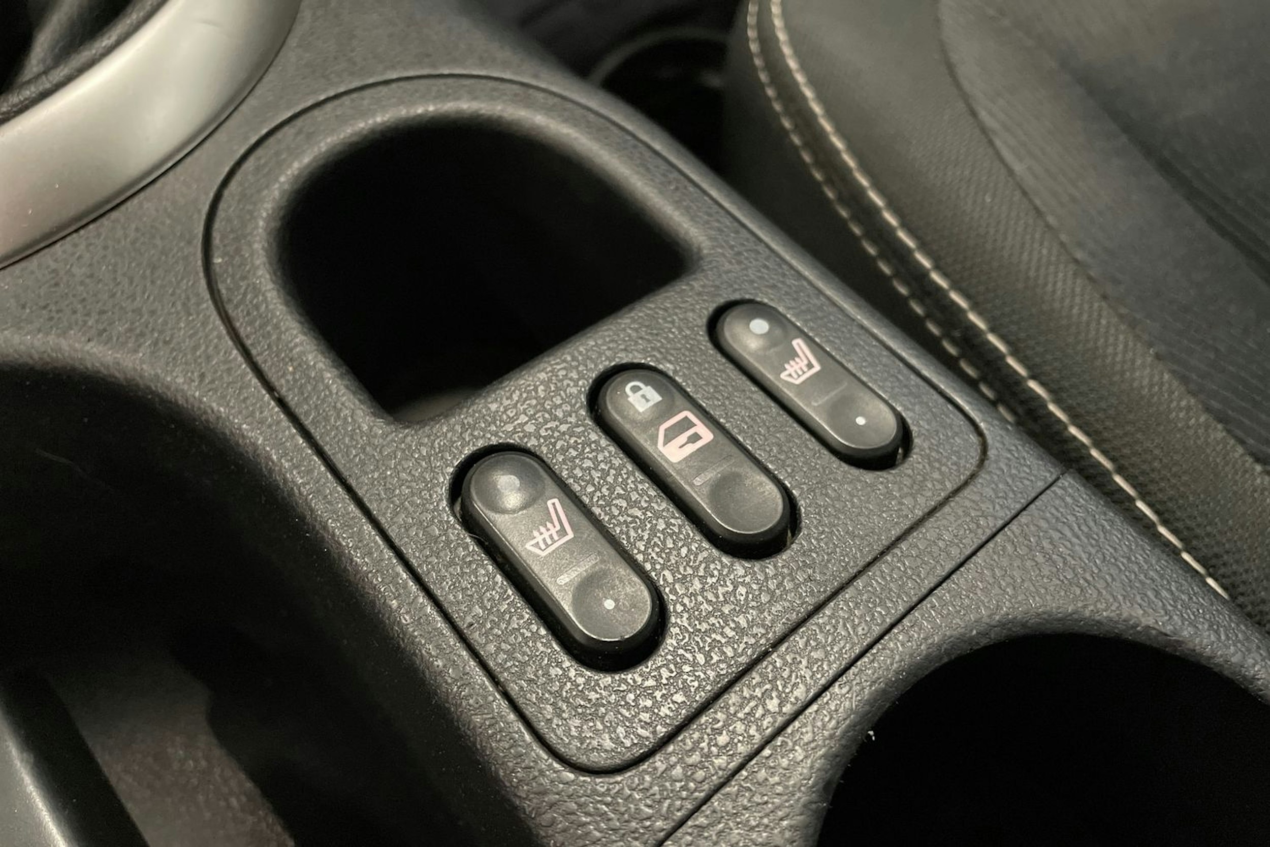 musta Nissan Qashqai 2011 kuva 20.