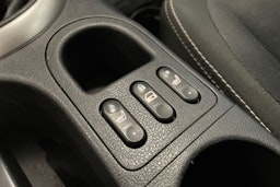 musta Nissan Qashqai 2011 kuva 20.