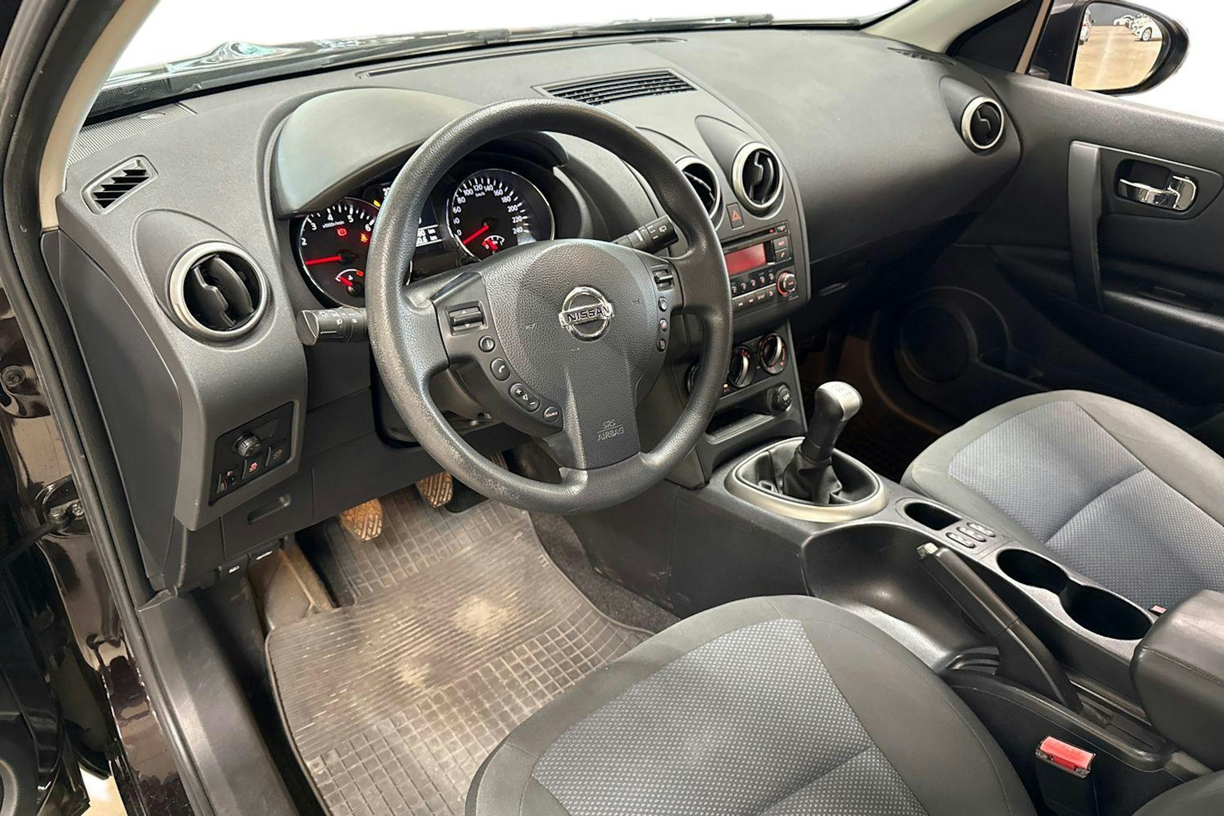 violetti Nissan Qashqai 2012 kuva 3.
