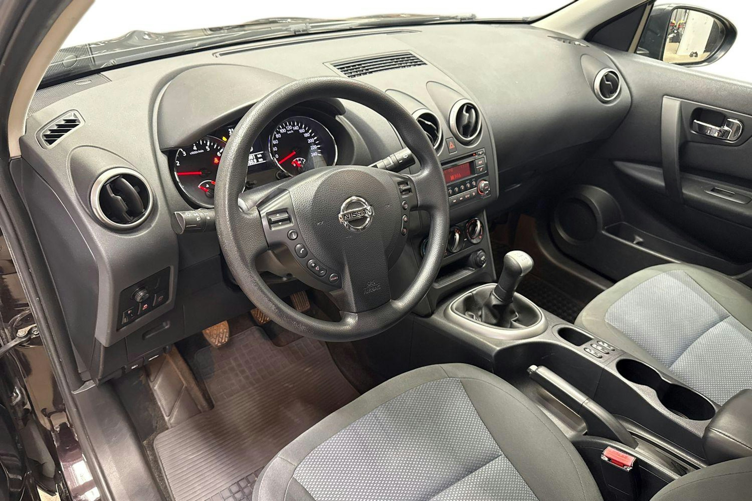 violetti Nissan Qashqai 2012 kuva 7.