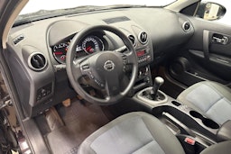 violetti Nissan Qashqai 2012 kuva 7.