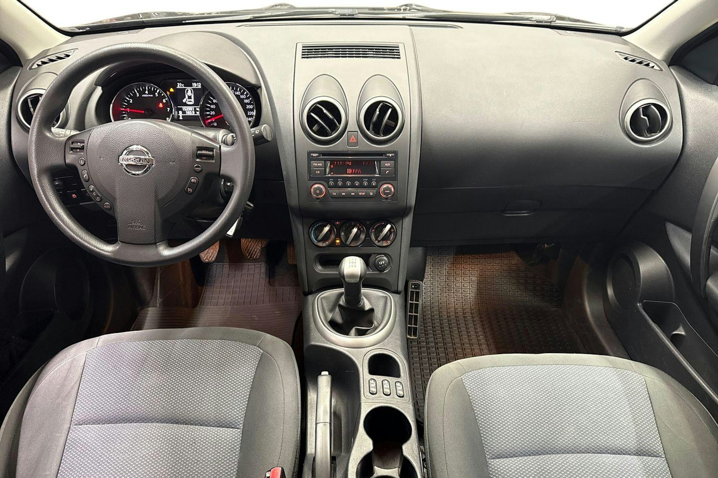 violetti Nissan Qashqai 2012 kuva 9.