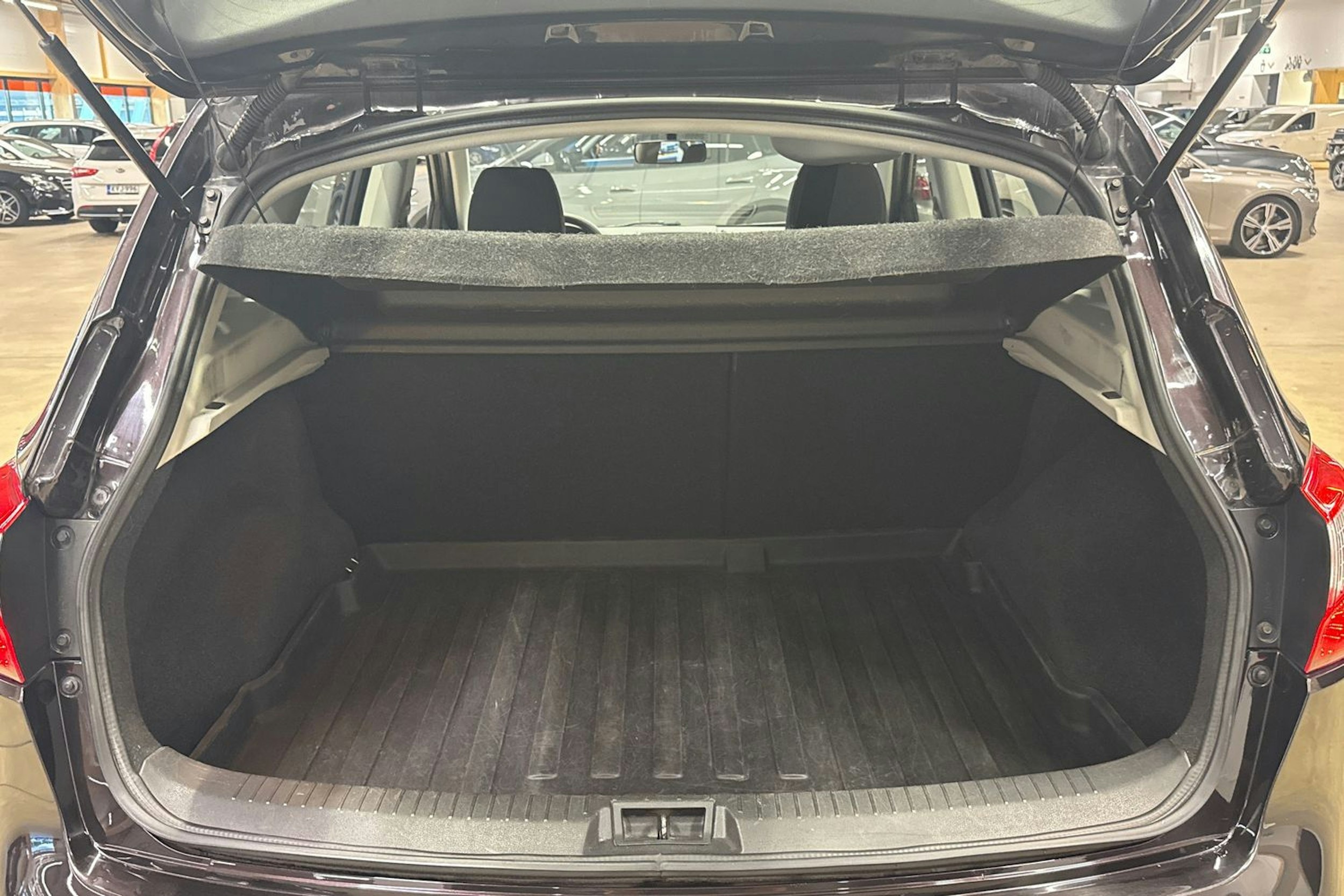 violetti Nissan Qashqai 2012 kuva 16.