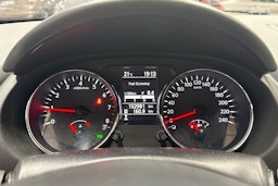 violetti Nissan Qashqai 2012 kuva 17.