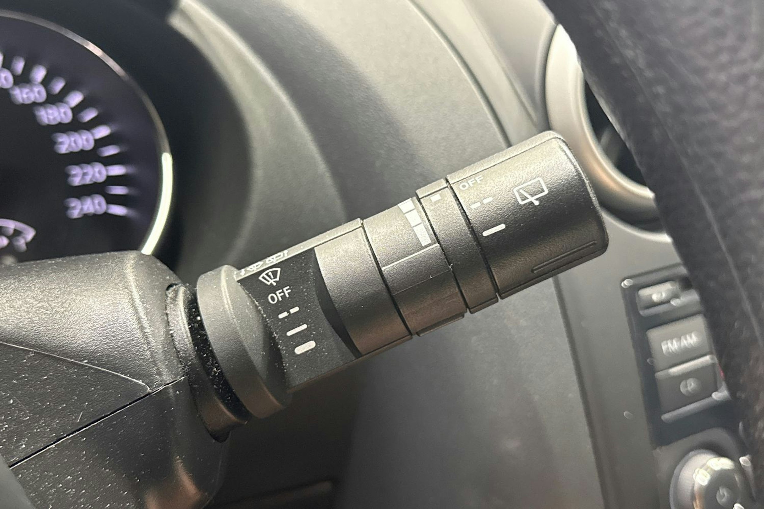 violetti Nissan Qashqai 2012 kuva 21.
