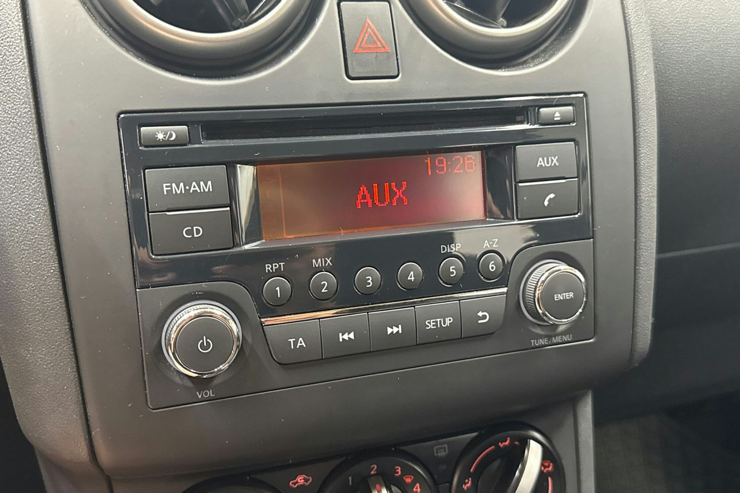 violetti Nissan Qashqai 2012 kuva 23.
