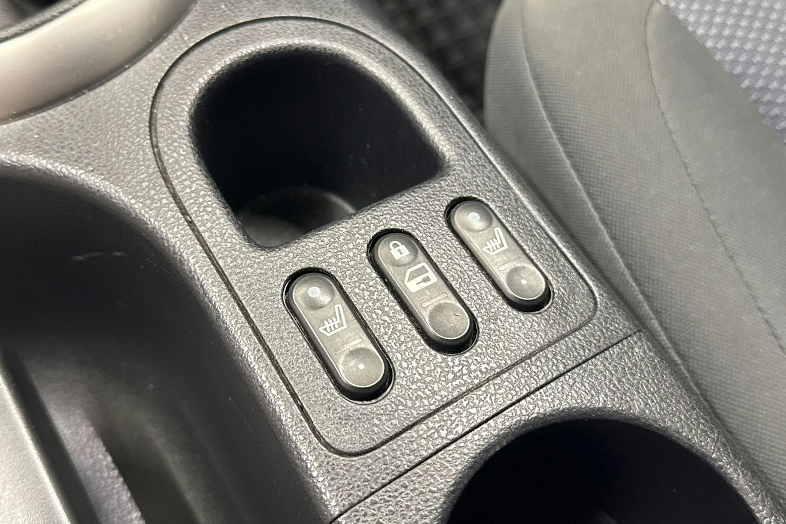 violetti Nissan Qashqai 2012 kuva 25.