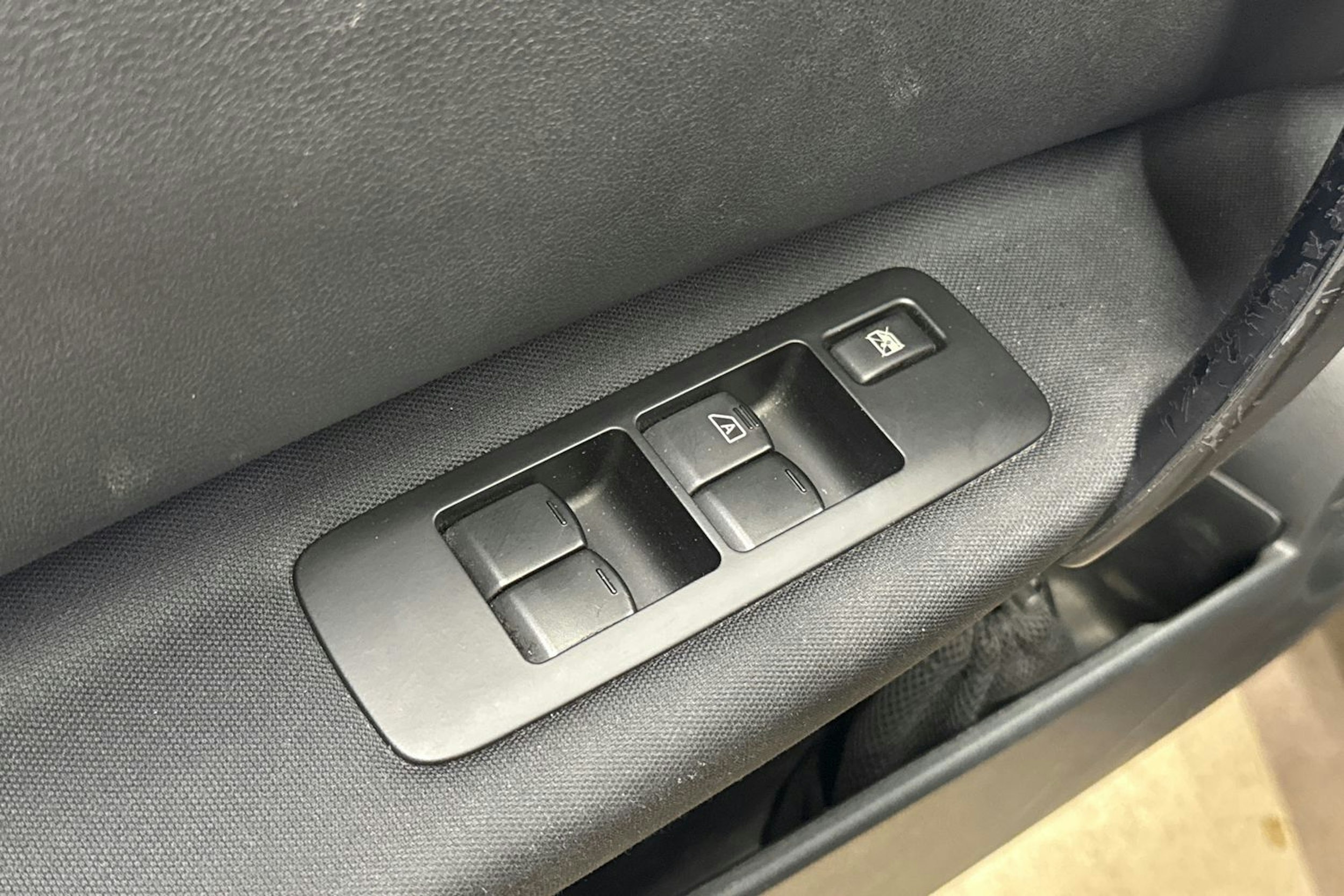 violetti Nissan Qashqai 2012 kuva 28.