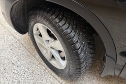 musta Nissan Qashqai 2012 kuva 10.