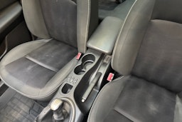 musta Nissan Qashqai 2012 kuva 17.