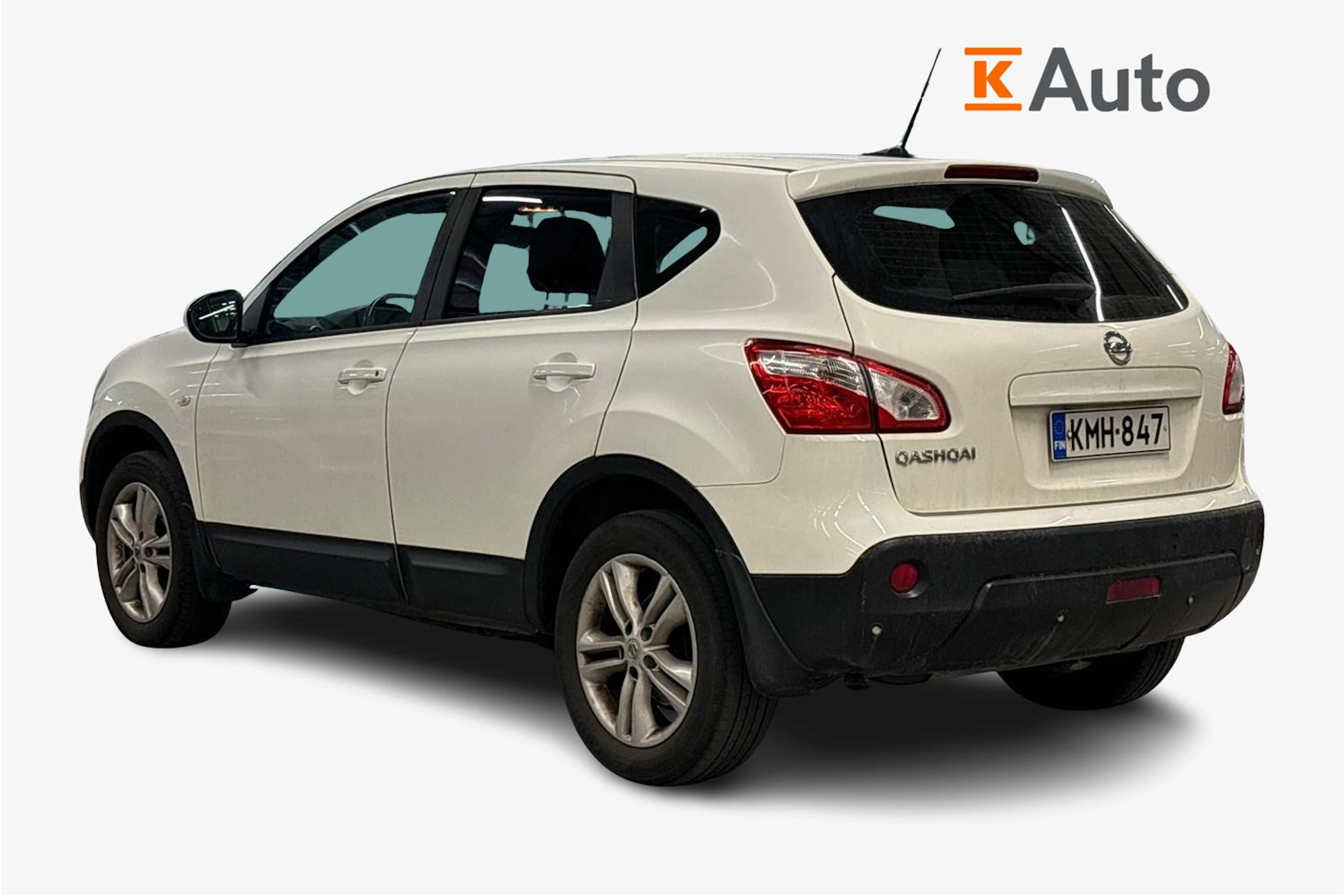 valkoinen Nissan Qashqai 2012 kuva 2.
