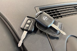 Punainen Nissan Qashqai 2012 kuva 21.
