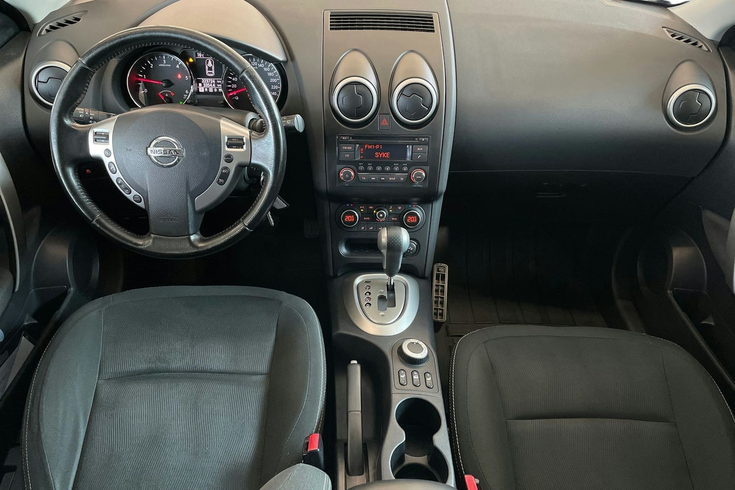 hopea Nissan Qashqai 2012 kuva 9.