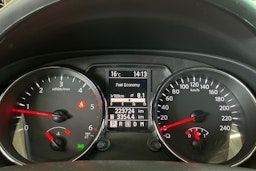 hopea Nissan Qashqai 2012 kuva 16.