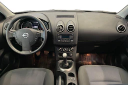 Harmaa Nissan Qashqai 2012 kuva 7.
