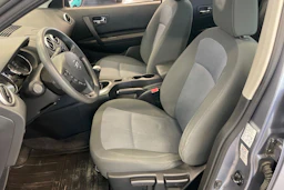 Harmaa Nissan Qashqai 2012 kuva 12.