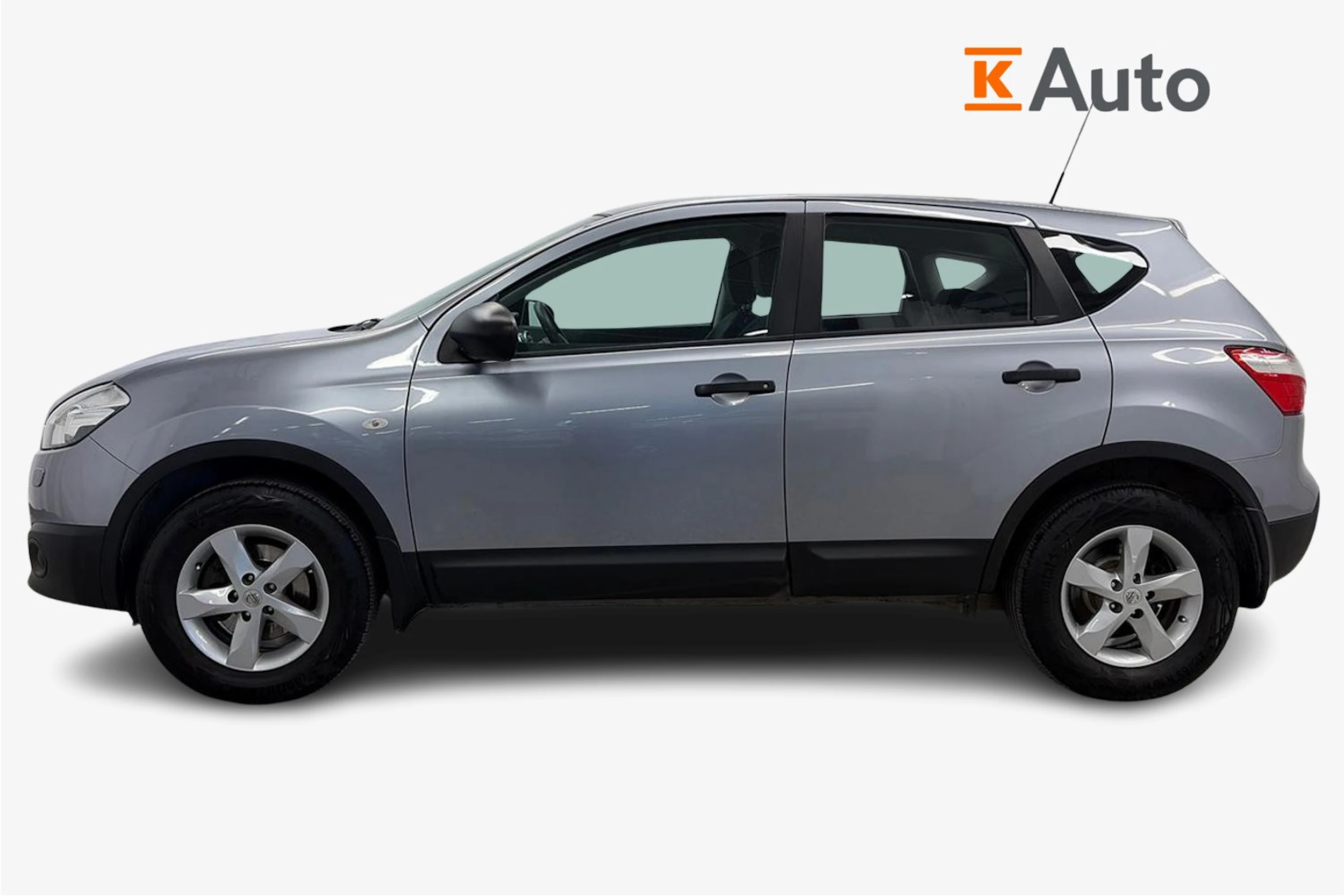 harmaa Nissan Qashqai 2013 kuva 7.