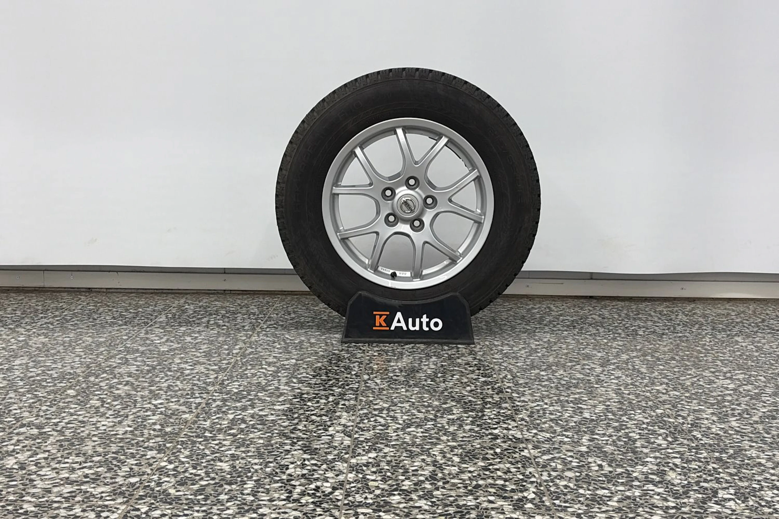harmaa Nissan Qashqai 2013 kuva 13.