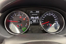 harmaa Nissan Qashqai 2013 kuva 17.