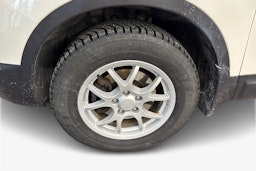 valkoinen Nissan Qashqai 2013 kuva 11.