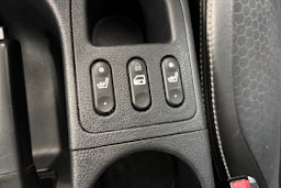 valkoinen Nissan Qashqai 2013 kuva 22.