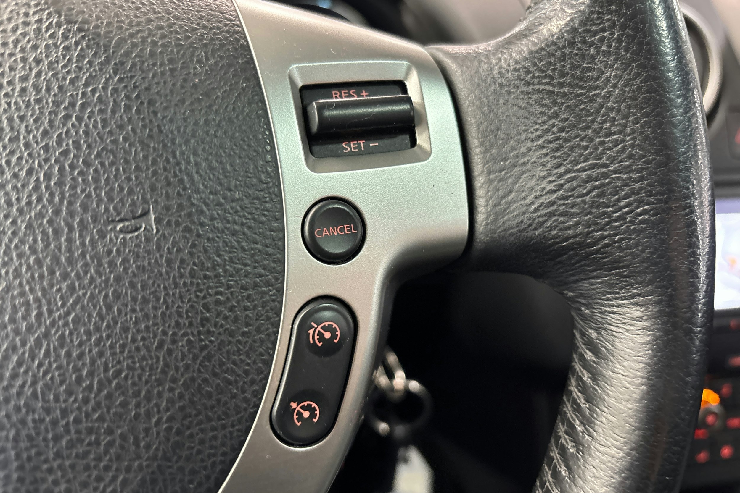 valkoinen Nissan Qashqai 2013 kuva 23.