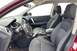 punainen Nissan Qashqai 2013 kuva 3.