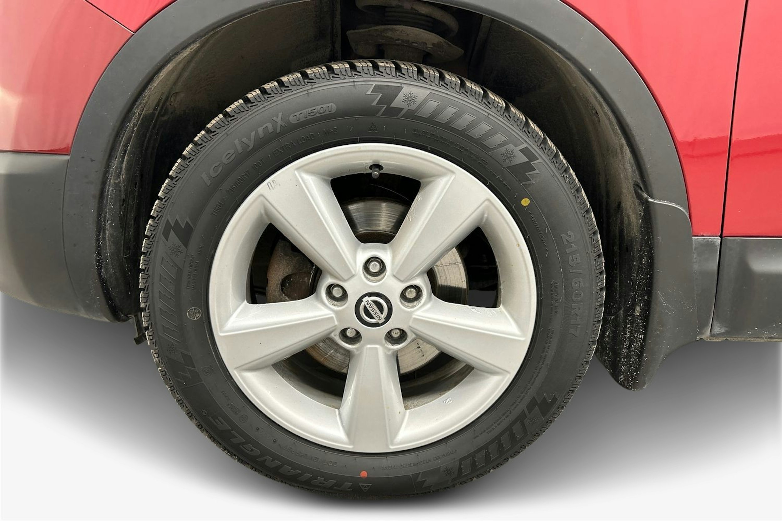 punainen Nissan Qashqai 2013 kuva 11.