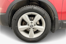 punainen Nissan Qashqai 2013 kuva 11.