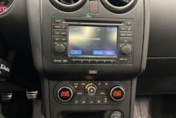 punainen Nissan Qashqai 2013 kuva 22.