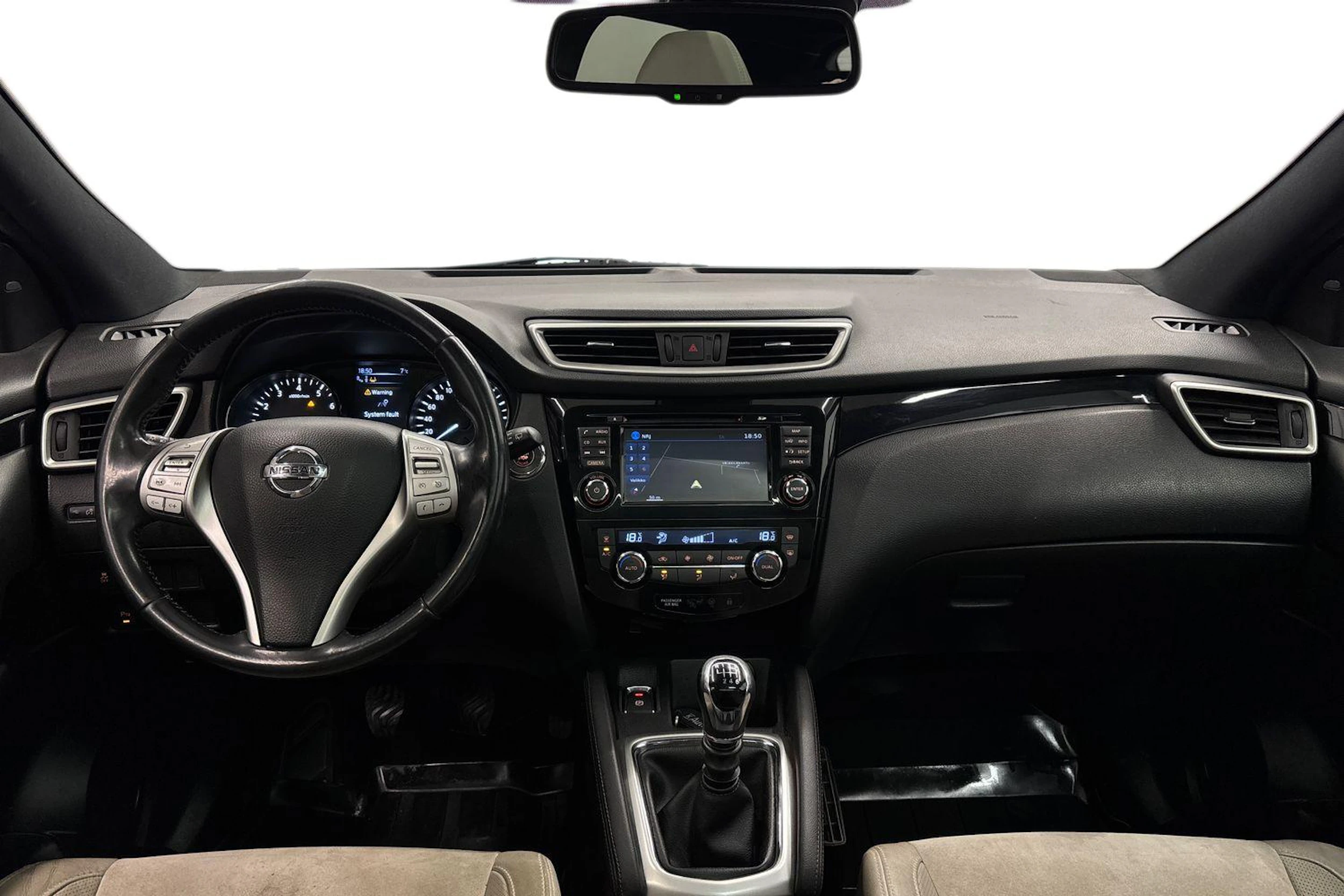 ruskea (beige) Nissan Qashqai 2014 kuva 7.