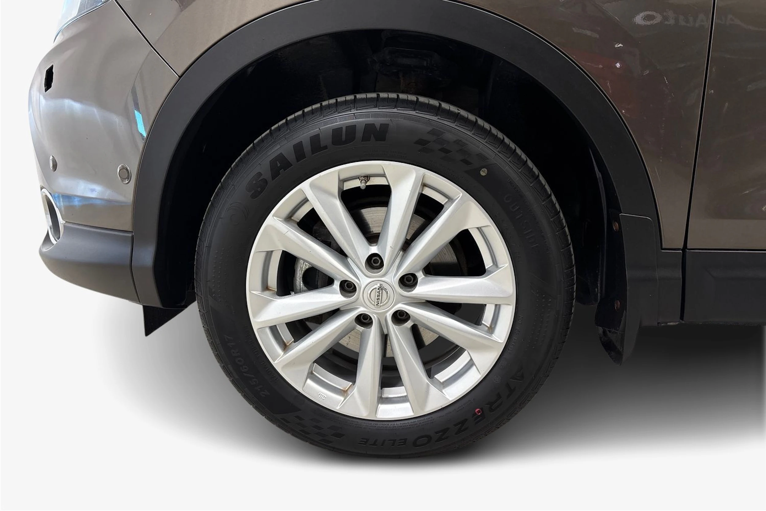 ruskea (beige) Nissan Qashqai 2014 kuva 9.