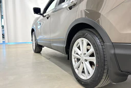 ruskea (beige) Nissan Qashqai 2014 kuva 27.