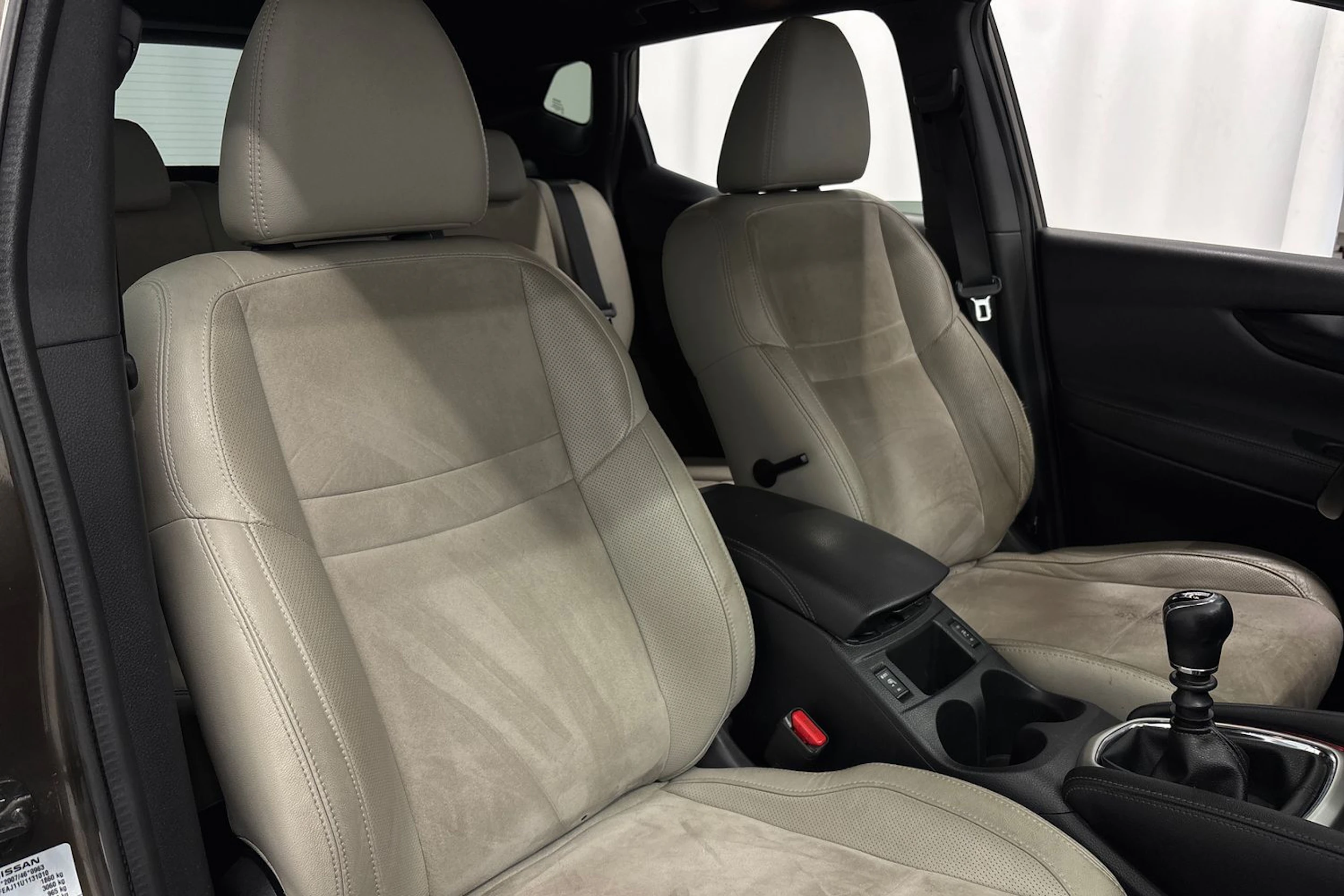 ruskea (beige) Nissan Qashqai 2014 kuva 35.