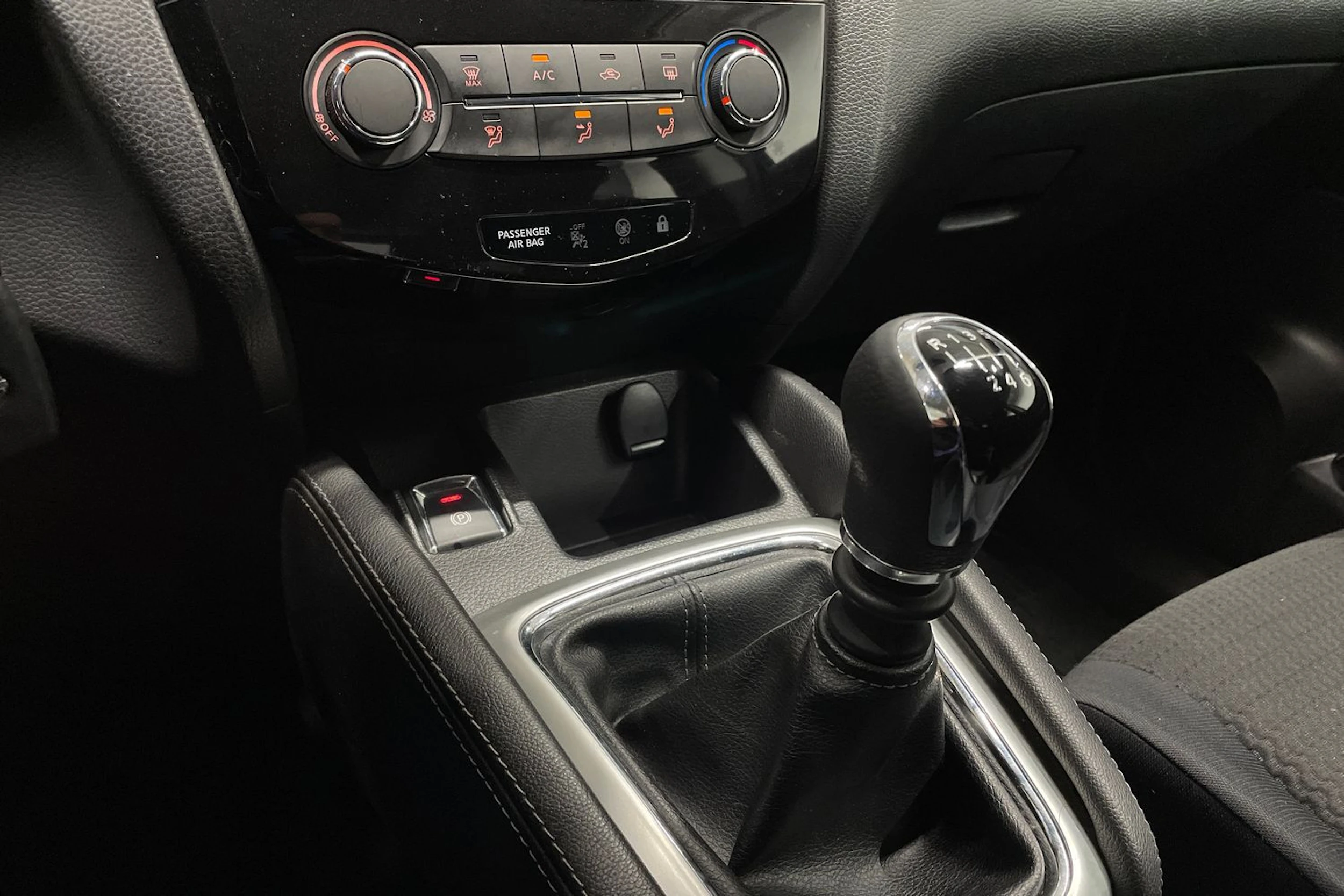 Sininen Nissan Qashqai 2014 kuva 14.
